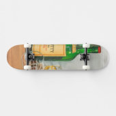 Skateboard Still Life with Scotch par Jennifer Goldberger (Horz)