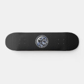 Skateboard Style Chrome badge Dragon sur Carbon Fibre Print (Horz)