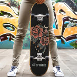 Skateboard Style de tatouage Rose céleste rétro Nom personnal<br><div class="desc">Style de tatouage Rose céleste Retro Personnalisé Nom skateboard</div>