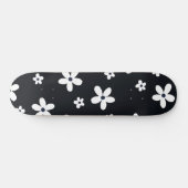 Skateboard Summer Boho Black White Daisy Flowers (Horz)