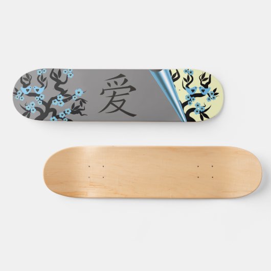 Skateboard Symbole d'amour chinois sur Sakura Tree Inséparabl (Horz)