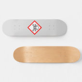 Skateboard Symbole de danger du crâne et des os croisés (Horz)