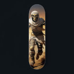 Skateboard Tabla de skate Momia del Desierto Corriendo.<br><div class="desc">La Momia del Desierto corre sobre la arena y ahora también sobre tu tabla. Un diseño salvaje que transmite velocidad, misterio y poder. Perfecta para riders que buscan destacar en cada sesión. Arte oscuro inspirado en las leyendas del desierto. Haz que cada truco tenga una historia detrás. Atrévete a rodar...</div>