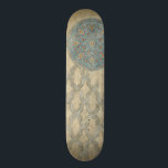 Skateboard Tapisserie d'argent décoratif Arrangement floral<br><div class="desc">Une tapisserie argentée décorative présente un agencement circulaire floral. Cette impression ferait un cadeau merveilleux pour les amateurs de tapisseries ou d'art à la tapisserie !</div>