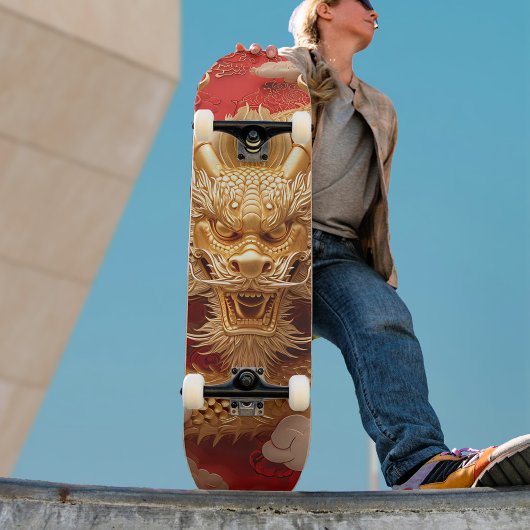 Skateboard Tête de dragon doré et rouge