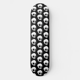 Skateboard Tiny White Cartoon Skuls sur noir