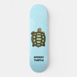 Skateboard Tortue rapide sur fond bleu clair