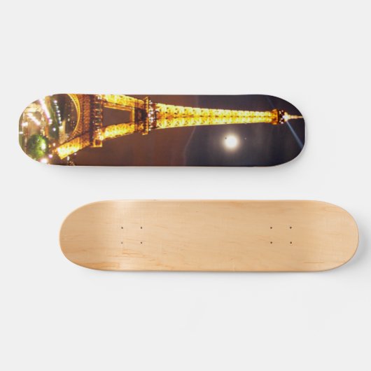 Skateboard Tour Eiffel par le lensgerrit (Horz)