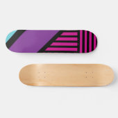 Skateboard Triangle - rose, pourpre, bleu et noir (Horz)