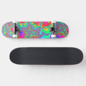 Skateboard Trippy Retro Vibrant Neon Arc-en-ciel Fractal Art (Horz)