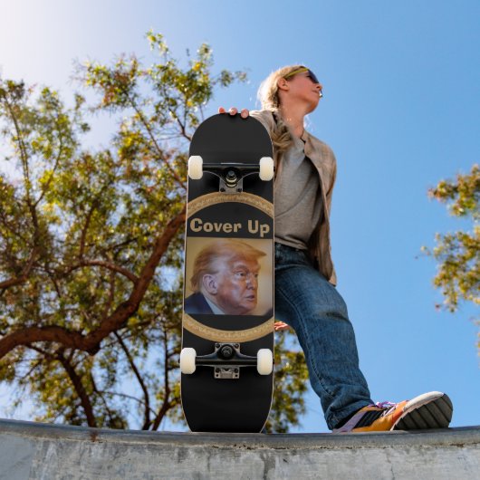 Skateboard Trump/Cacher Planche à roulettes (Extérieur 1)