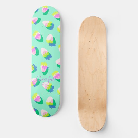 Skateboard Turquoise aux fraises (Recto)
