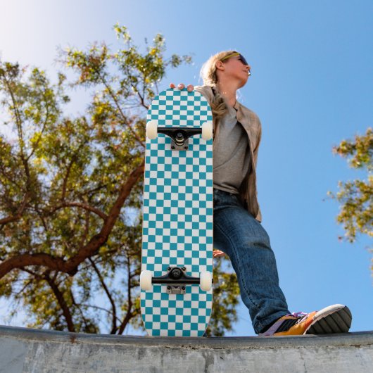 Skateboard Turquoise foncé à carreaux (Extérieur 1)