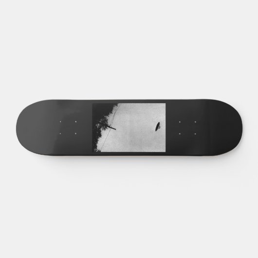 Skateboard UFO Alien Extraterrestrial Spacecraft Top Secret (Horz)