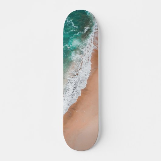 Skateboard Vagues sur la plage de sable (Devant)