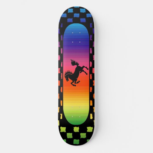 Skateboard van regenboogpaarden (Voorkant)