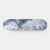 skateboard van stormachinewolken (Horizontaal)