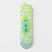 Skateboard van woldriehoeksvormen (Voorkant)