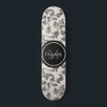 Skateboard Vintage Botanique Noir Motif Floral & Monogramme<br><div class="desc">Ce skateboard élégant avec motif botanique vintage noir et monogramme personnalisé ferait un cadeau merveilleux pour elle! Ajoutez facilement le nom et l'initiale souhaités en cliquant sur l'option "personnaliser ce modèle".</div>