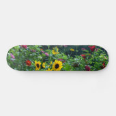 Skateboard Vue jardin, marguerites, cosmos, tournesols, maman (Horz)