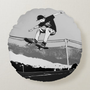 Skateboarder krijgen lucht - Skateboarder Design Rond Kussen