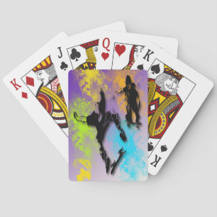 Skateboarders die kaarten afspelen