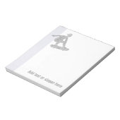 Skater op Skateboard Logo en Slogan Notitieblok (Gedraaid)