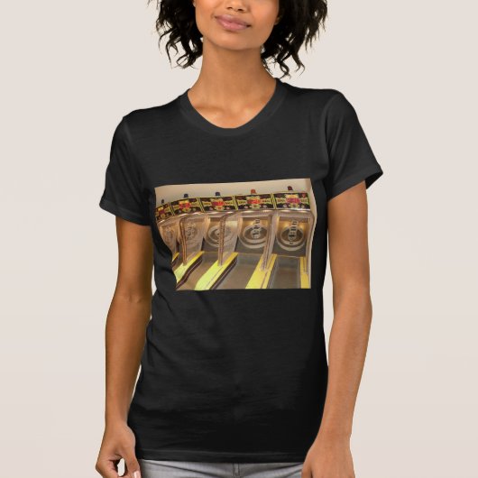 SKEE BALL! T-SHIRT (Voorkant)