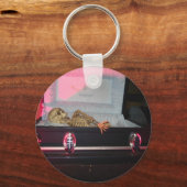 skelet in doodskist sleutelhanger (Voorkant)