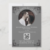 Skelet Paar Gothic Bruiloft QR Uitnodiging (Achterkant)