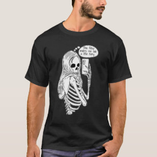 Skeletenvrouw met mobiele telefoon die Selfie Skul T-shirt