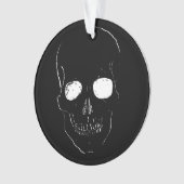 Skeletkop met gloeiende ogen op een ornament (voorkant)