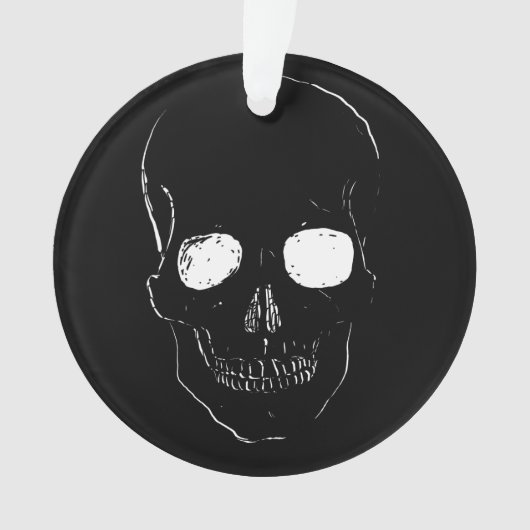 Skeletkop met gloeiende ogen op een ornament (voorkant)