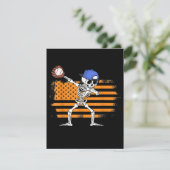 Skeleton Baseball Funny Halloween Kaart (Staand voorkant)