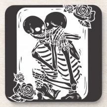 Skeleton Couple Knuffelen op een Onderzetter