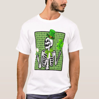 Skeleton Drink groene bier St. Patricks Day Iris T-shirt