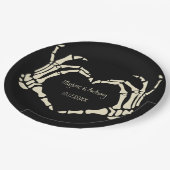Skeleton Hands Heart Shape Custom Wedding Papieren Bordje (Gekanteld)