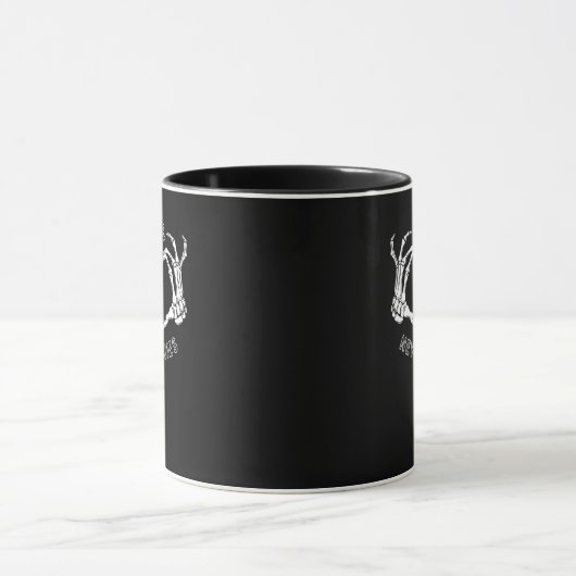 Skeleton Heart Hands Funny & Classic Mok (Midden)