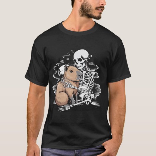 Skeleton Knuffelen Capybara Halloween T-shirt – Sc (Voorkant)