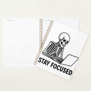 Skeleton op laptop – Blijf gefocust Planner