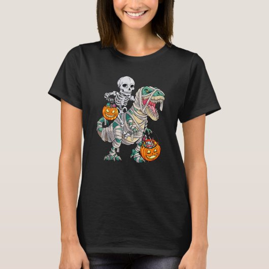 Skeleton Riding Mummy Dinosaur rex Halloween Pump T-shirt (Voorkant)