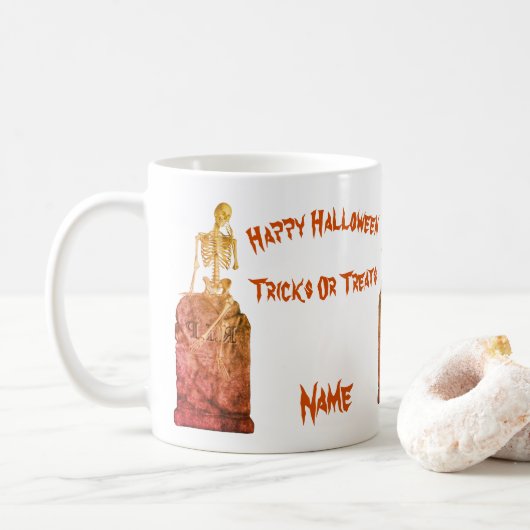 Skeleton Tombstone Halloween Funny Personalized Koffiemok (Met donut)