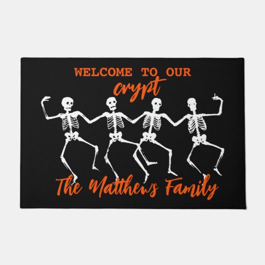 Skeleton Welkom bij onze gepersonaliseerde crypt Deurmat (Voorkant)