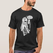 Skeleton Woman with Cell Phone Taking Selfie Skull T-shirt (Voorkant)