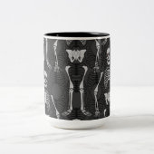 Skeletons noir et blanc Halloween Mug (Centre)