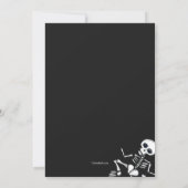 Skeletten in de Closet Halloween Party Kaart (Achterkant)