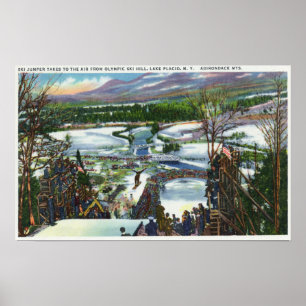 Ski Jumper gaat van de Olympische Ski Hill af Poster
