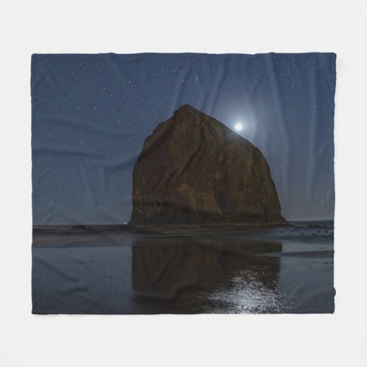 Skies Above Haystack Rock | Kannon Beach, Oregon Fleece Deken (Voorkant (Horizontaal))