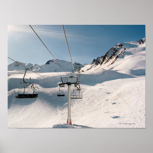 skilift in het sneeuwlandschap poster (Voorkant)