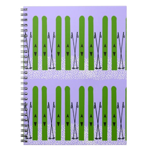 Skis verts sur carnet violet (Devant)